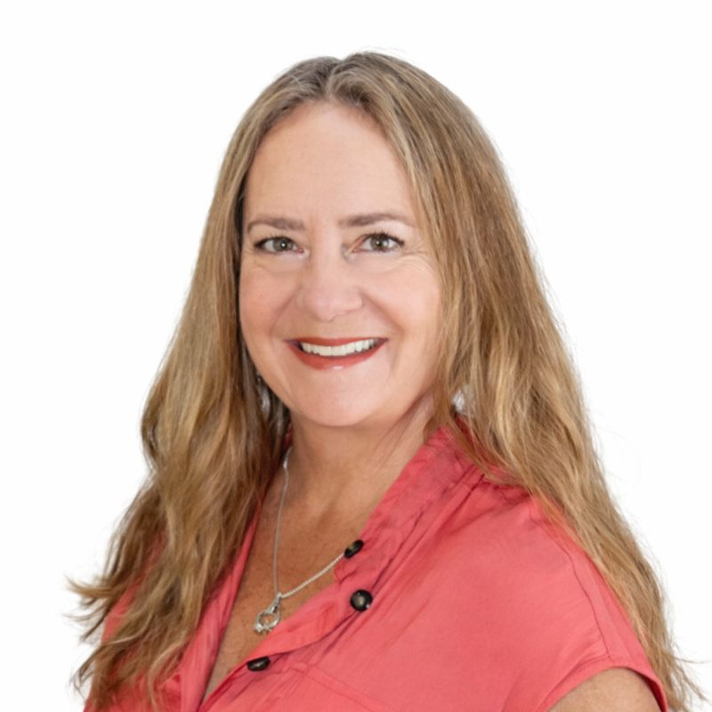 Shana Headshot light background